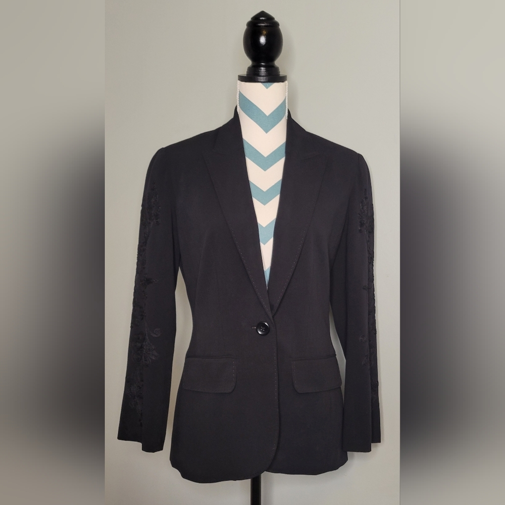 Soutache Boyfriend Jacket With Embroidered Sleeves Size 8P